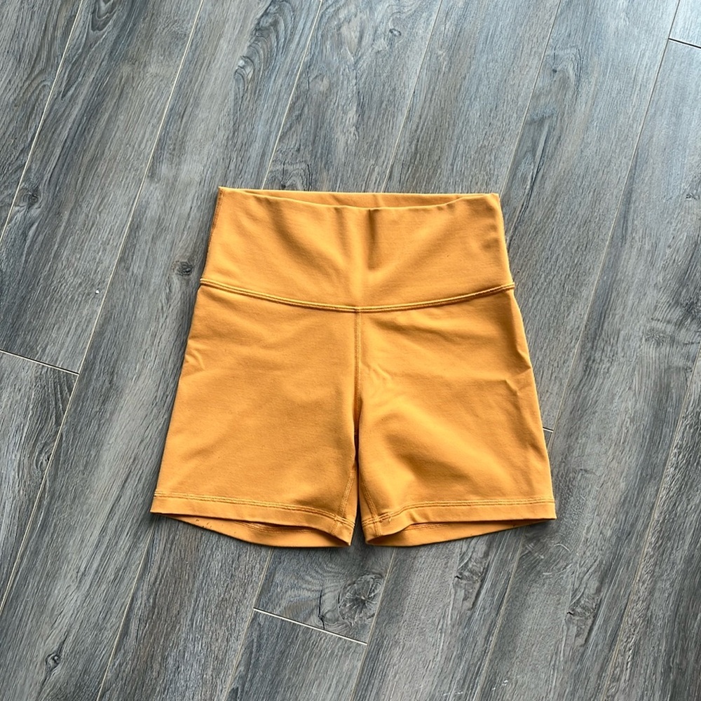 TnAction TnaLIFE Atmosphere Hi-Rise 5" Short